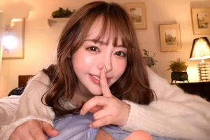 Gần ngủ mang thằng nhỏ ra dí lồn người yêu