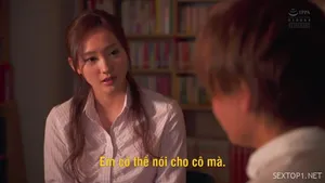 HUNTB-645 Khi tôi làm linh vật, tôi chia sẻ phòng thay đồ với một cô cổ động viên gợi cảm! Hơn nữa, tôi đoán là tôi đã mất cảnh giác vì đang mặc một bộ trang phục dễ thương.